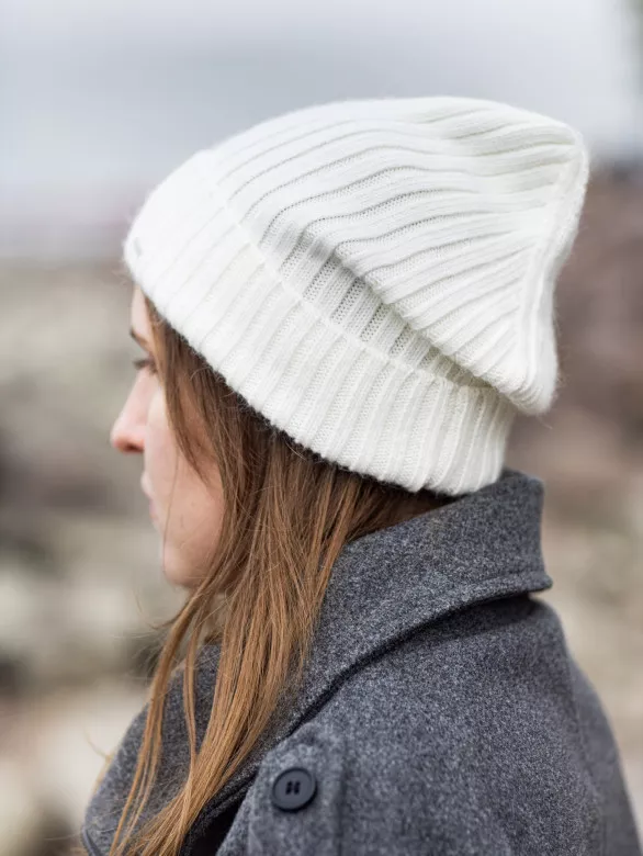 Шапка женская 11542 MARHATTER молочный (56-58) Шапка женская 11542 MARHATTER молочный (56-58)