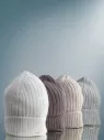 Шапка женская 11542 MARHATTER молочный (56-58) Шапка женская 11542 MARHATTER молочный (56-58)