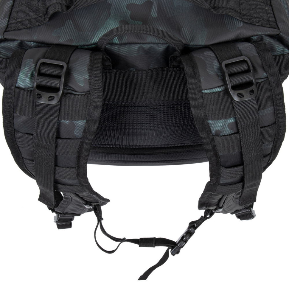 Рюкзак для ноутбука 17.3" RIVACASE, 7661 navy camo Рюкзак для ноутбука 17.3" RIVACASE, 7661 navy camo