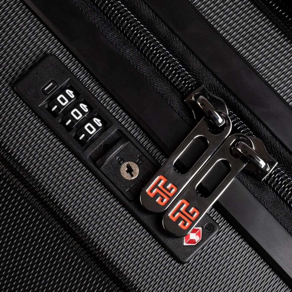 Чемодан Eberhart 14S Spectrum поликарбонат Чемодан Eberhart 14S Spectrum поликарбонат