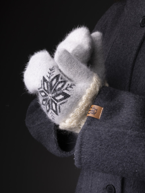 Варежки женские Корона 3046 св.серые