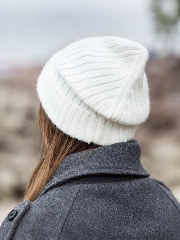 Шапка женская 11542 MARHATTER молочный (56-58) Шапка женская 11542 MARHATTER молочный (56-58)