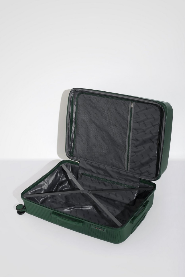 Чемодан Eberhart 49M Miracle полипропилен Чемодан Eberhart 49M Miracle полипропилен