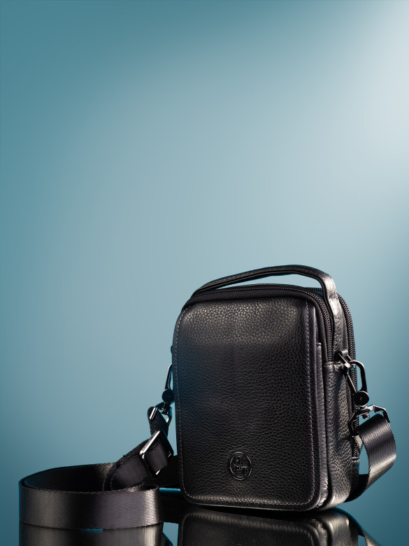 Сумка мужская из натуральной кожи HT 407-21 чёрная Сумка мужская из натуральной кожи HT 407-21 чёрная