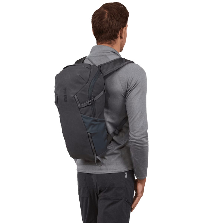 Туристический рюкзак Thule AllTrail X 15L 3204127 Obsidian